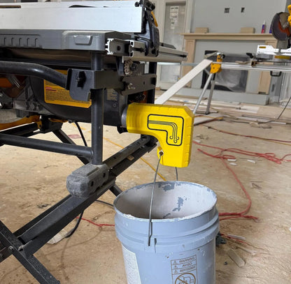 💥Last Day 49% OFF - 🛠️DeWalt Table Saw Dust Extraction Adapter🪵✨Vacuum-Free Gravity Dust Collection, Bucket-Ready, Zero-Cleanup Design